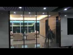 Film intelligente personalizzato professionalmente applicato alle porte scorrevoli di vetro